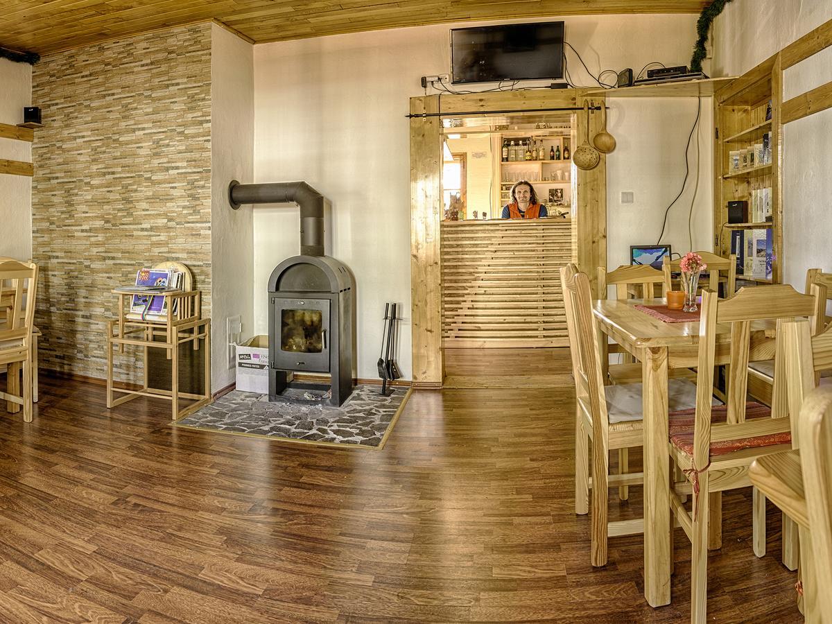 Svajciarsky Dom Guest House วิสโซเค ดาตรี ภายนอก รูปภาพ